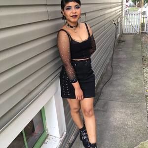 Meet your Posher, Teena